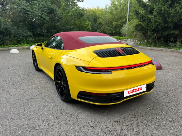 2020 Porsche 911 Carrera VIII (992), жёлтый, 14550000 рублей - вид 8