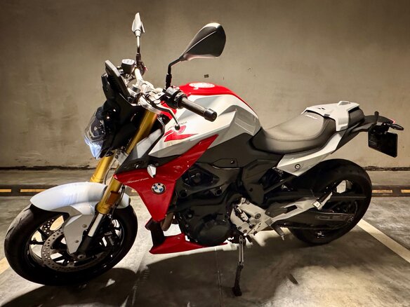 2020 BMW F 900 R, красный, 840000 рублей - вид 1