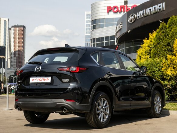 2026 Mazda CX-5 II Рестайлинг, чёрный, 3985000 рублей - вид 4