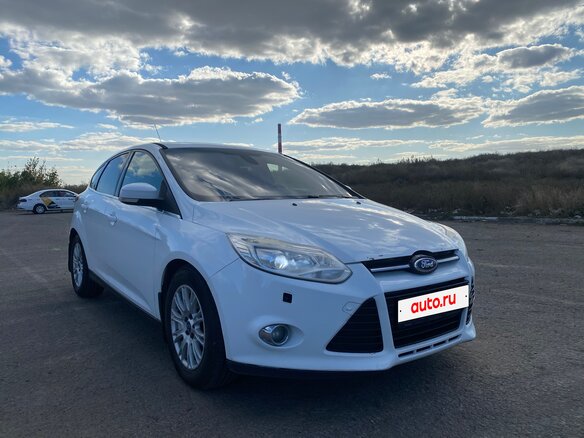 2013 Ford Focus III, белый, 520000 рублей - вид 3