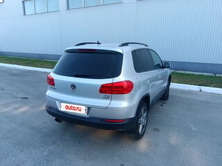 2011 Volkswagen Tiguan I Рестайлинг, серебристый, 900000 рублей, вид 4