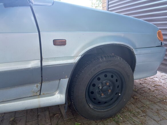 2004 Lada (ВАЗ) 2115, серебристый, 128000 рублей - вид 8