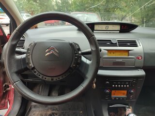 2011 Citroen C4 I Рестайлинг, красный, 210000 рублей, вид 5