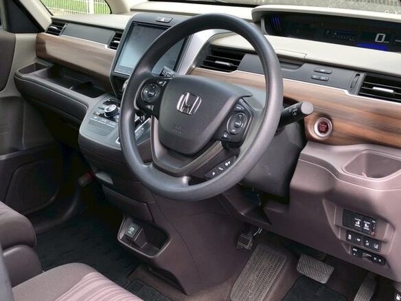 2017 Honda Freed II, синий, 970999 рублей - вид 32