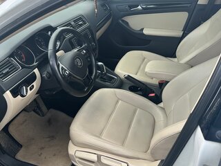 2015 Volkswagen Jetta VI Рестайлинг, белый, 1100000 рублей, вид 3