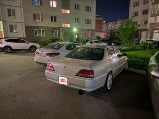 1998 Toyota Cresta V (X100), белый, 1750000 рублей, вид 3