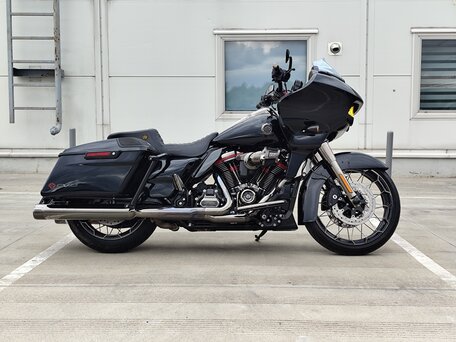 2022 Harley-Davidson CVO Road Glide, чёрный, 3100000 рублей, вид 1
