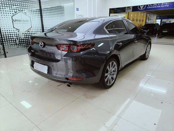 2023 Mazda 3 Axela IV (BP), серый, 1590000 рублей - вид 3