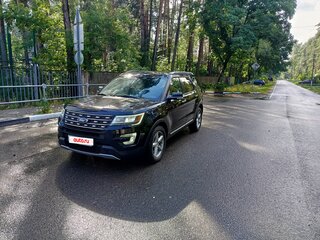 2017 Ford Explorer V Рестайлинг, чёрный, 1880000 рублей, вид 3