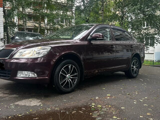 2009 Skoda Octavia DSG7 II (A5) Рестайлинг, пурпурный, 570000 рублей, вид 1