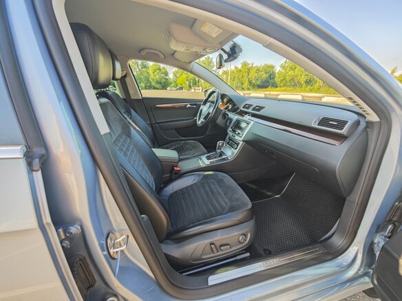 2011 Volkswagen Passat B7, серый, 1400000 рублей - вид 10