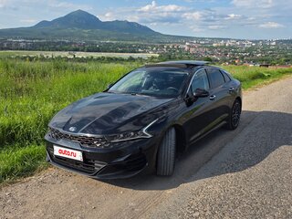 2020 Kia K5 III, чёрный, 3399000 рублей, вид 1