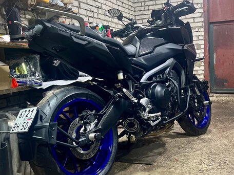 2018 Yamaha MT-09 Tracer (FJ-09), чёрный, 880000 рублей, вид 2