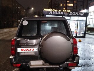 2004 Nissan Patrol V (Y61), серый, 1200000 рублей, вид 5