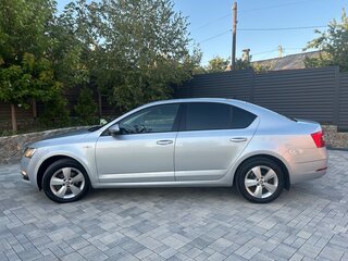 2019 Skoda Octavia III (A7) Рестайлинг, серебристый, 2149000 рублей, вид 4
