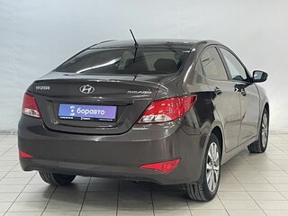 2015 Hyundai Solaris I Рестайлинг, коричневый, 959000 рублей, вид 4