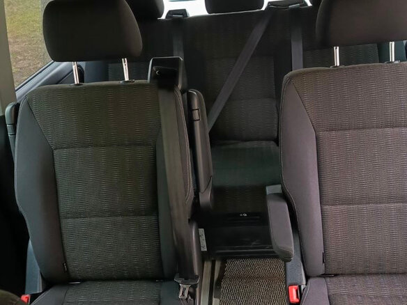 2019 Volkswagen Multivan, чёрный, 4690000 рублей - вид 5