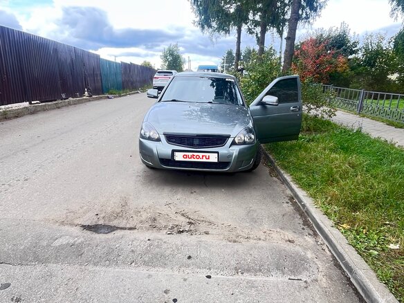 2011 Lada (ВАЗ) Priora I, серый, 235000 рублей - вид 12