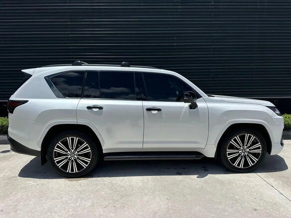2024 Lexus LX 600 IV, белый, 14171537 рублей - вид 3