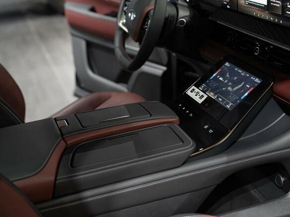 2025 Infiniti QX80 II, чёрный, 17990000 рублей - вид 17