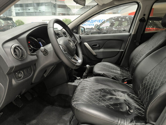 2019 Renault Sandero Stepway II Рестайлинг, серебристый - вид 15