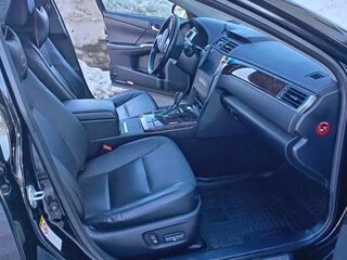 2018 Toyota Camry VII (XV50) Рестайлинг 2, чёрный, 2450000 рублей, вид 4