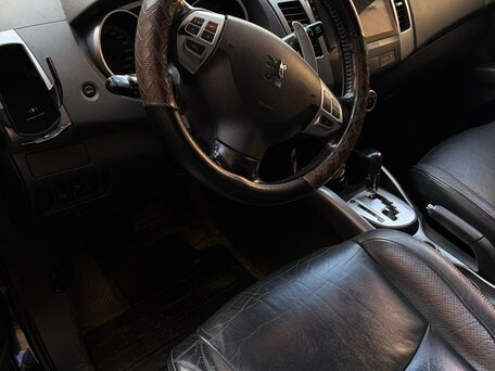 2008 Peugeot 4007, чёрный, 999900 рублей, вид 5