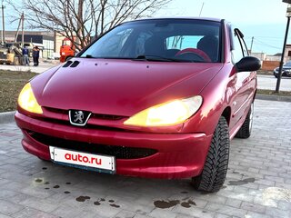 2007 Peugeot 206, красный, 400000 рублей, вид 3