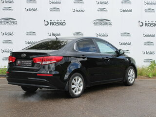 2015 Kia Rio III Рестайлинг, чёрный, 990000 рублей, вид 5