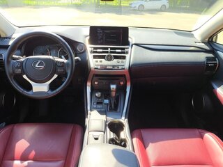 2021 Lexus NX 300 I Рестайлинг, белый, 4350000 рублей, вид 2