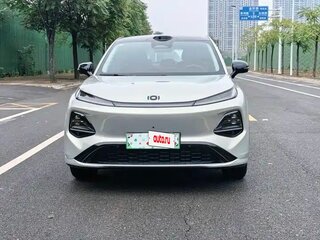 2026 Changan Qiyuan Q05 51.9 kWh II, серебристый, 2200077 рублей, вид 2