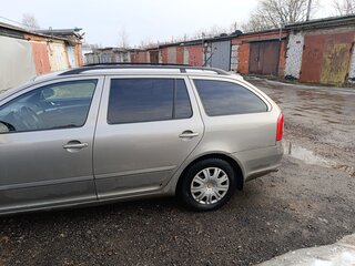 2011 Skoda Octavia II (A5) Рестайлинг, серый, 780000 рублей, вид 5