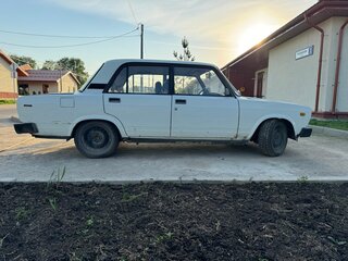 1992 Lada (ВАЗ) 2105, белый, 170000 рублей, вид 2