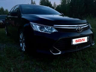 2014 Toyota Camry VII (XV50) Рестайлинг, чёрный, 2100000 рублей, вид 3