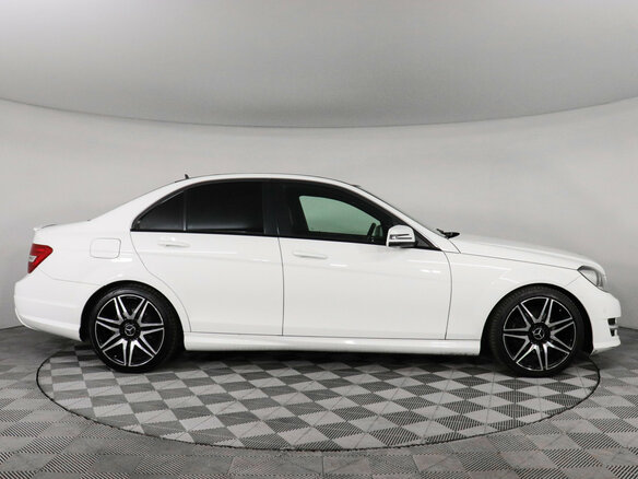 2012 Mercedes-Benz C-Класс 180 III (W204) Рестайлинг, белый - вид 3