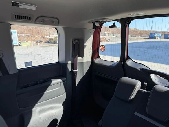 2018 Honda Stepwgn Spada V Рестайлинг, красный, 2750000 рублей - вид 32
