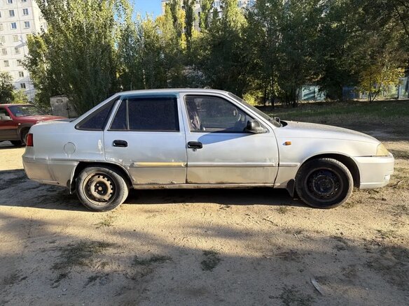 2011 Daewoo Nexia I Рестайлинг, серебристый, 130000 рублей - вид 2