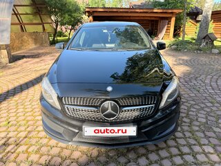 2015 Mercedes-Benz A-Класс 180 III (W176), чёрный, 1730000 рублей, вид 1