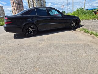2002 Mercedes-Benz E-Класс 320 III (W211, S211), чёрный, 670000 рублей, вид 4