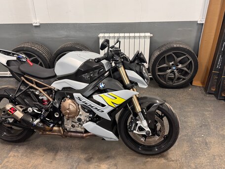 2022 BMW S 1000 R, серый, 1600000 рублей, вид 2