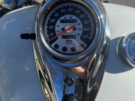 2004 Yamaha XVS650 Drag Star, белый, 480000 рублей, вид 4