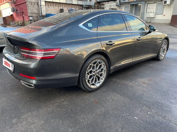 2022 Genesis G80 II, серый, 4785000 рублей - вид 4