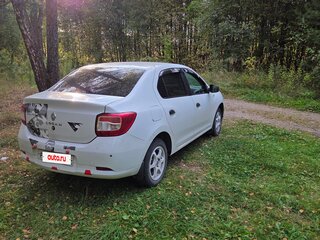 2015 Renault Logan II, белый, 455000 рублей, вид 4