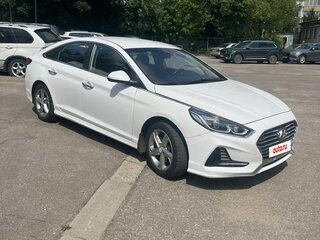 2018 Hyundai Sonata VII (LF) Рестайлинг, белый, 1650000 рублей, вид 2