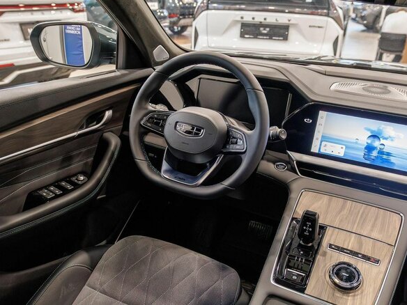 2025 Geely Monjaro I Рестайлинг, зелёный, 4954990 рублей - вид 9