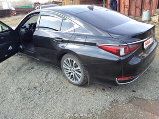 2020 Lexus ES 250 VII, чёрный, 4200000 рублей, вид 5