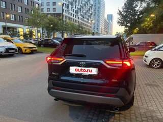 2019 Toyota RAV4 V (XA50), синий, 3600000 рублей, вид 5