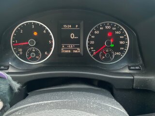 2011 Volkswagen Tiguan I, чёрный, 1550000 рублей, вид 1
