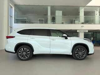 2026 Toyota Highlander IV (XU70), белый, 6895000 рублей, вид 4