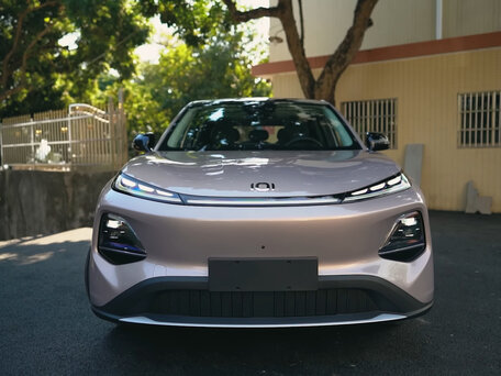 2026 Changan Qiyuan Q05 51.9 kWh II, бежевый, 2020222 рублей, вид 2